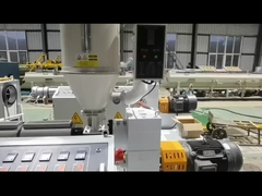 Ligne ondulée machine en plastique d'extrusion de tuyau de spirale de carbone de PE d'extrudeuse de tuyau