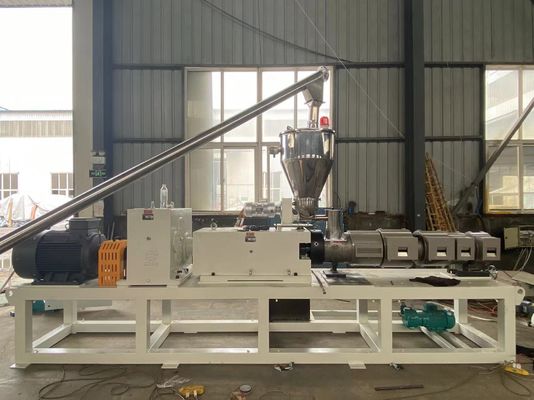 Double ligne électrique en plastique d'extrusion de tuyau de PVC de drainage de conduit de boudineuse à vis