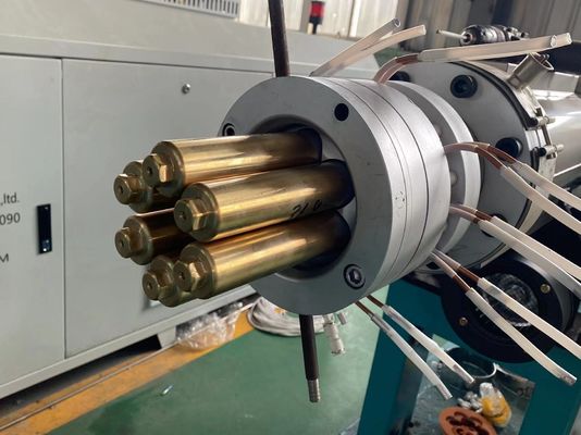 Chaîne de production en plastique de tuyau d'extrusion multi de trou de Siemens pour le PE/PVC