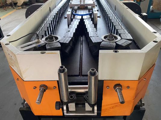 Le tuyau ondulé en plastique de PE de pp usine la ligne d'extrusion de tuyau ondulé à mur simple de douilles de fil