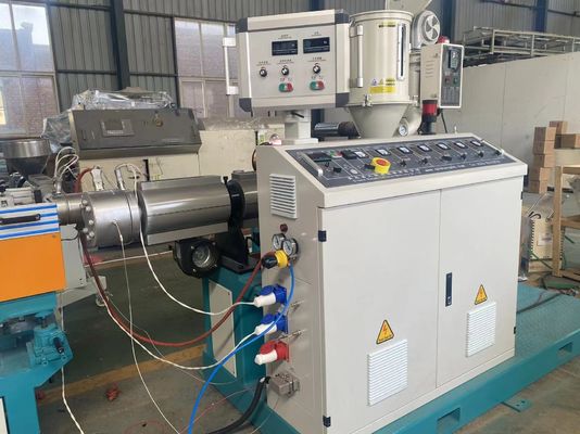 PE pp filetant la chaîne de production ondulée à mur unique de tuyau avec la ligne de repérage