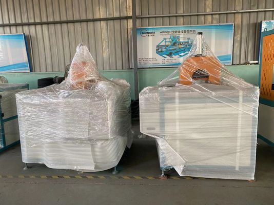 ligne ondulée d'extrusion de tuyau de mur de double du PE pp et du PVC de 50-160mm faisant la machine