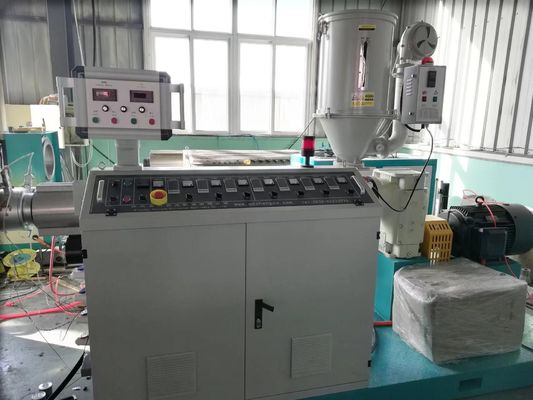 tuyau ondulé à mur unique de PE de 16-63mm pp faisant la ligne d'extrusion de machine