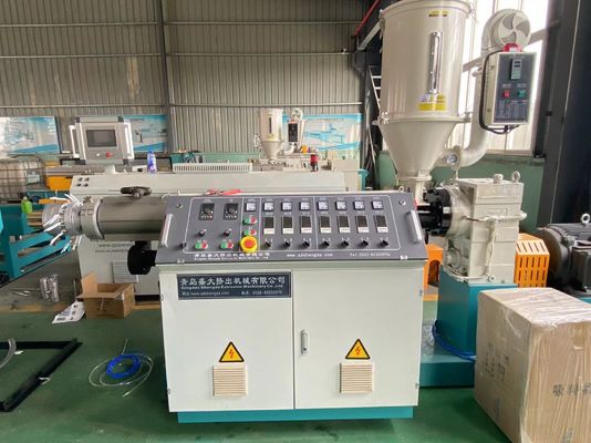 Chaîne de production en plastique de tuyau d'extrusion multi de trou de Siemens pour le PE/PVC