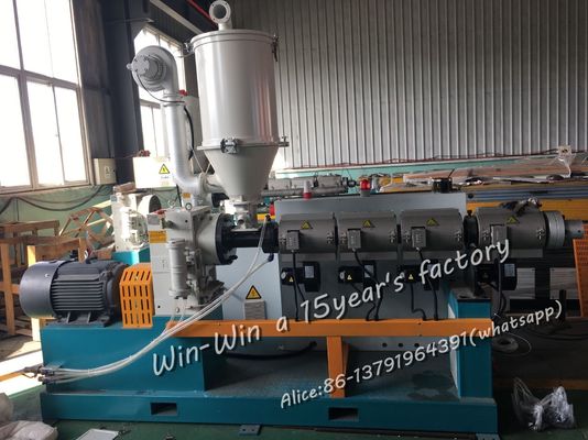 PP PE PVC PA EVA poly tuyau ondulé faisant la ligne d'extrusion d'équipement