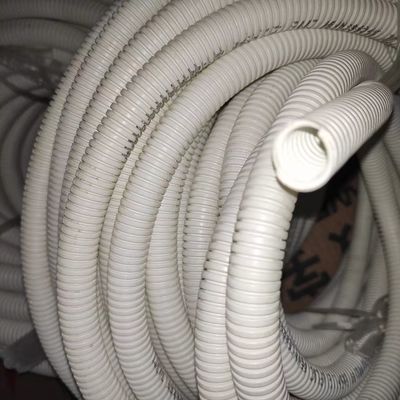 Ligne ondulée à mur unique ignifuge blanche d'extrusion de tuyau de PVC