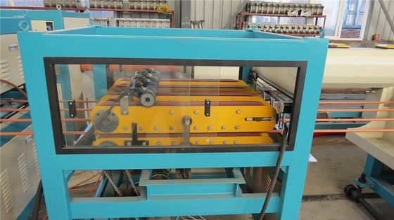 Ligne simple approvisionnement d'extrusion de quatre tuyaux de PVC de PE de pp double en eau