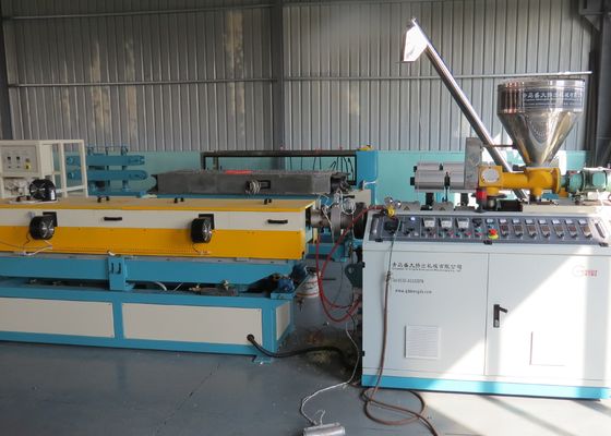 Chaîne de production en plastique de tuyau de pp 130mm