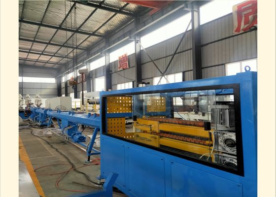 PLC HV940 la ligne PPR pp d'extrusion de tuyau de HDPE de trois couches sifflent la machine d'extrusion