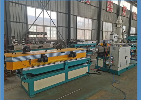 Double PVC 750kg/H de mur a ridé l'extrudeuse de tuyau d'eaux d'égout