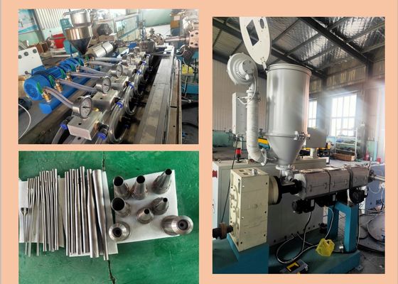 PVC 40r/Min a ridé la ligne 18.5kw d'extrusion de tuyau