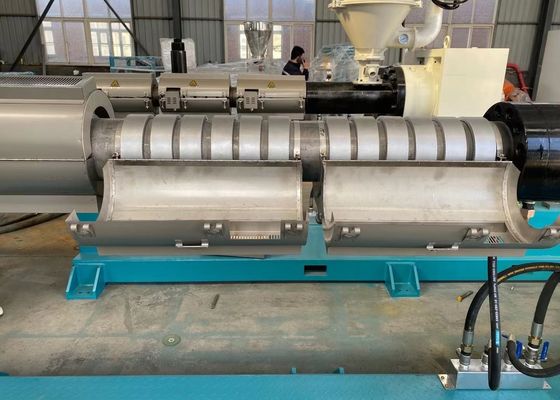 Le rendement élevé a informatisé la ligne ondulée en plastique d'extrusion de tuyau mur simple/double