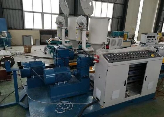 Chaîne de production ondulée à mur unique d'extrusion de tuyau 30KG/H