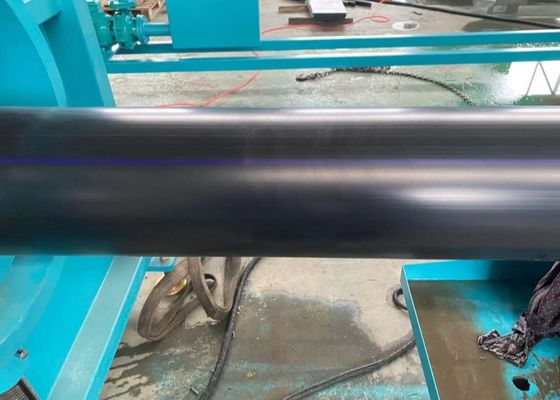 Ligne de production de tuyaux à paroi solide en PEHD multicouches de drainage de grand diamètre