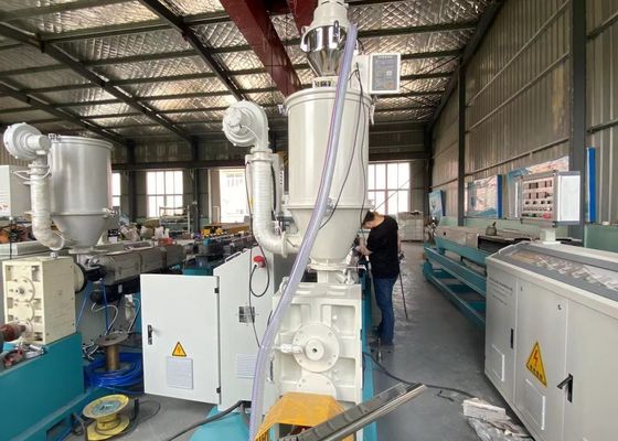 ligne ondulée à mur unique PE/PP d'extrusion de tuyau de 10-32mm en plastique