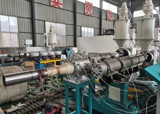 Le mur de haute résistance de double de HDPE a ridé la ligne d'extrusion de tuyau/la machine de fabrication