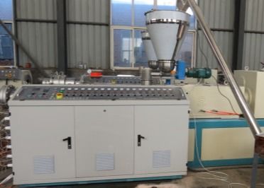 tuyau jumeau de câble de conduit de l'électricité de PVC de machine de boudineuse à vis de 20-110mm