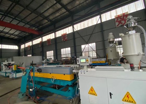 ligne d'extension ondulée à mur unique en plastique de PVC de 50-110mm contrôle de PLC