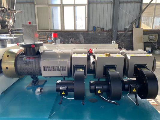 Ligne en plastique d'extrusion de tuyau de PVC Machine jumelle de boudineuse à vis conique 250kg/Hr